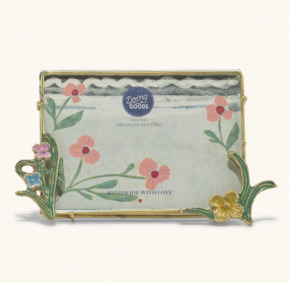 Ivy Frame, Large by Doing Goods